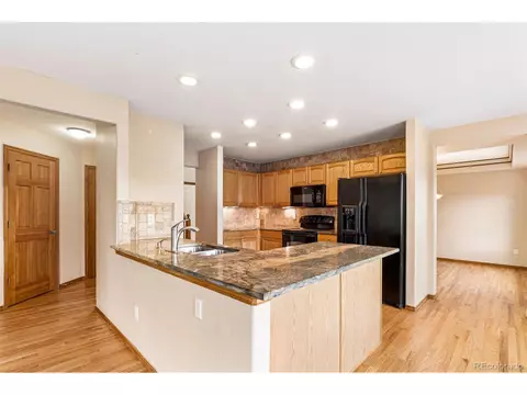 18787 E Progress Pl, Centennial, CO 80015 photo 12