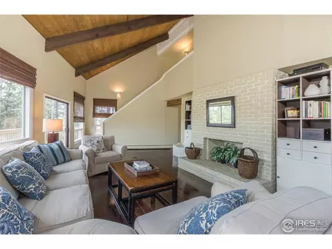 98 Pine Tree Ln, Boulder, CO 80304 photo 5