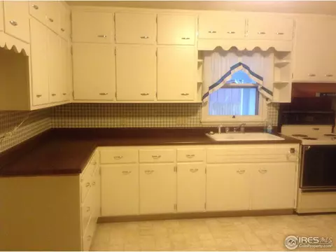 494 Delaware Way, Sterling, CO 80751 photo 5