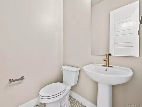 20827 E 59th Ave, Aurora, CO 80019 photo 11