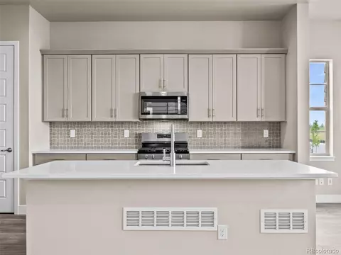 20827 E 59th Ave, Aurora, CO 80019 photo 9