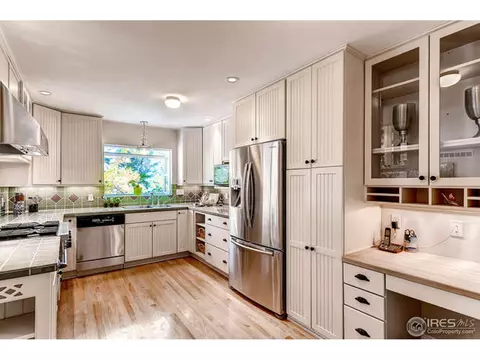 2272 Holyoke Dr, Boulder, CO 80305 photo 6