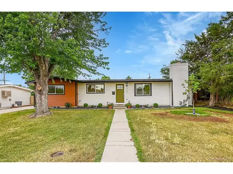 2710 Cottonwood Dr, Denver, CO 80221