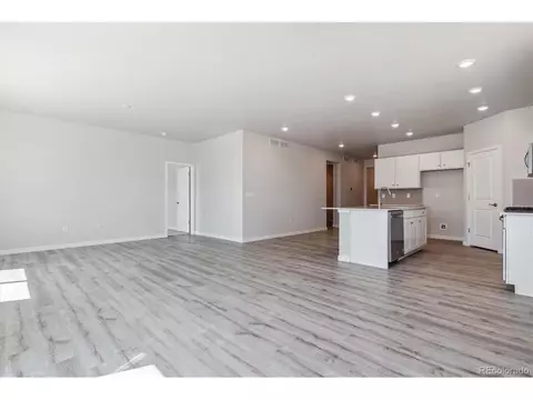 25023 N 34th Ave, Aurora, CO 80019 photo 5