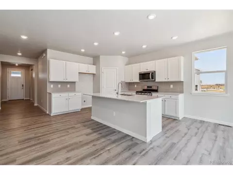 25023 N 34th Ave, Aurora, CO 80019 photo 2