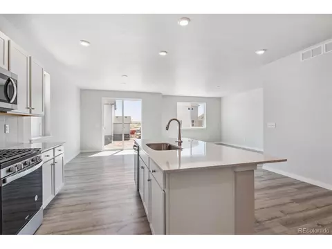 25023 N 34th Ave, Aurora, CO 80019 photo 3