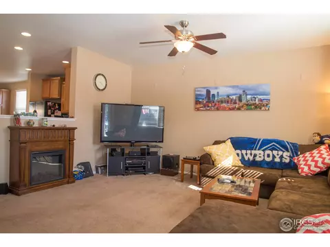 1570 Edenbridge Dr, Windsor, CO 80550 photo 2