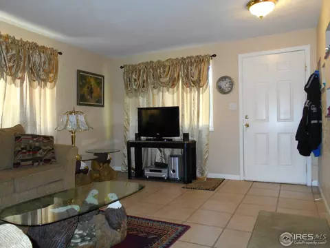 405 E 4th Ave, Longmont, CO 80504 photo 9
