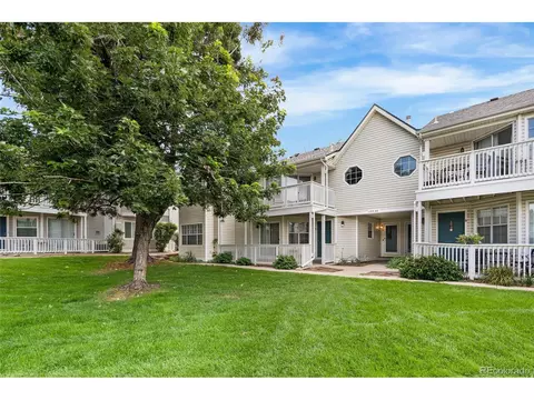 12524 E Pacific Cir #E, Aurora, CO 80014 photo 3