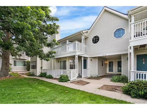 12524 E Pacific Cir #E, Aurora, CO 80014 photo 2