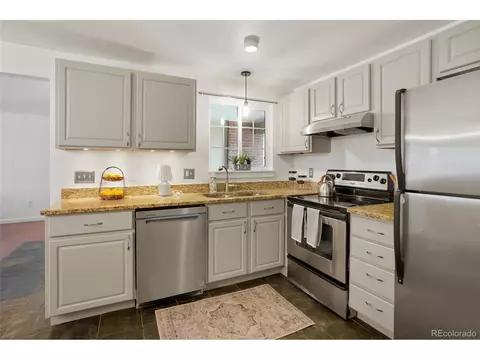 638 S Troy St, Aurora, CO 80012