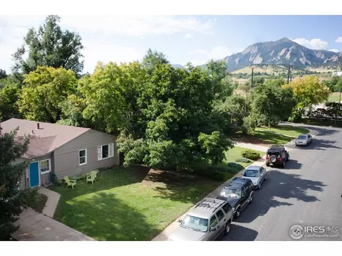 208 29th St, Boulder, CO 80305 photo 1