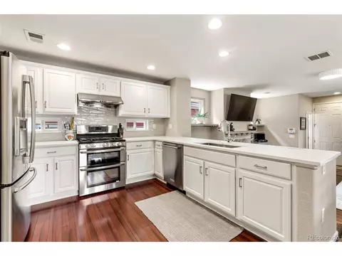 9158 E 23rd Ave, Denver, CO 80238 photo 17