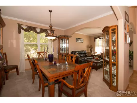 2047 Summitview Dr, Longmont, CO 80504 photo 4
