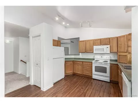 18169 E Cornell Pl, Aurora, CO 80013 photo 4
