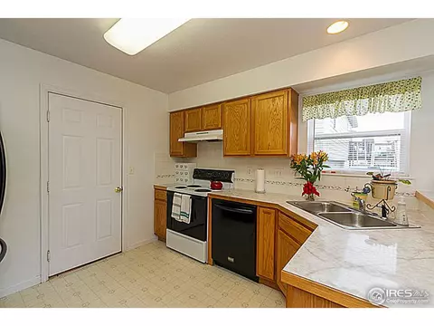 3717 Dove Ln, Evans, CO 80620 photo 10