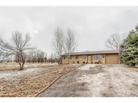775 S Main St, Elizabeth, CO 80107