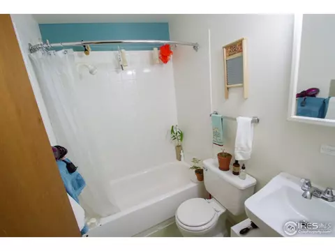 645 Pearl St, Boulder, CO 80302 photo 9