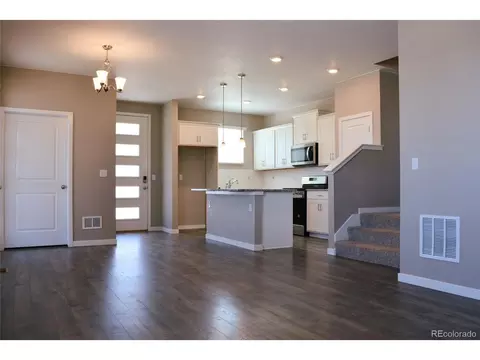 21795 E 8th Ave, Aurora, CO 80018 photo 3