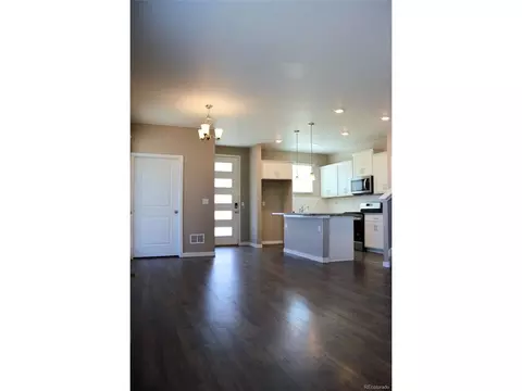 21795 E 8th Ave, Aurora, CO 80018 photo 7