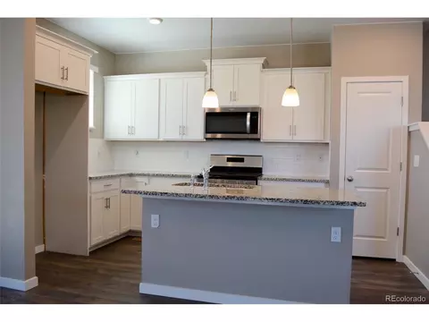 21795 E 8th Ave, Aurora, CO 80018 photo 6