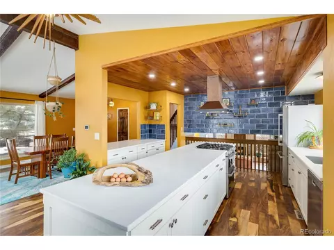 2534 S Nome St, Aurora, CO 80014