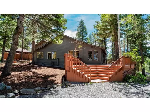 25997 Mountain View Rd, Golden, CO 80401