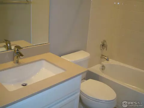 6720 Avrum Dr, Denver, CO 80221 photo 8