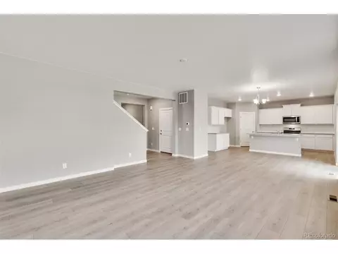7482 E 158th Ave, Thornton, CO 80602 photo 4