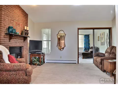 907 49th Ave, Greeley, CO 80634 photo 4