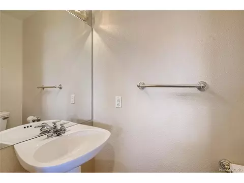 23852 E Progress Cir, Aurora, CO 80016 photo 20