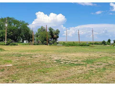 418 E 2nd St, Julesburg, CO 80737