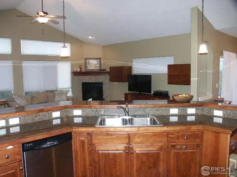 5046 Rangeview Ave, Firestone, CO 80504 photo 2