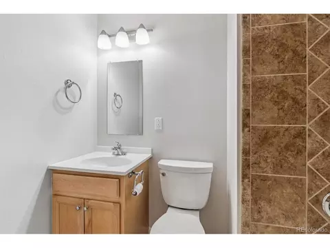921 E Midway Blvd, Broomfield, CO 80020 photo 15