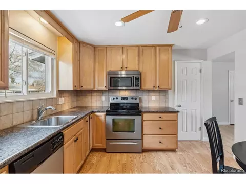 921 E Midway Blvd, Broomfield, CO 80020 photo 9
