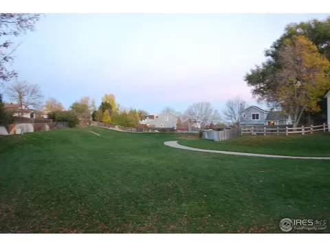 1580 E 97th Ct, Thornton, CO 80229 photo 10