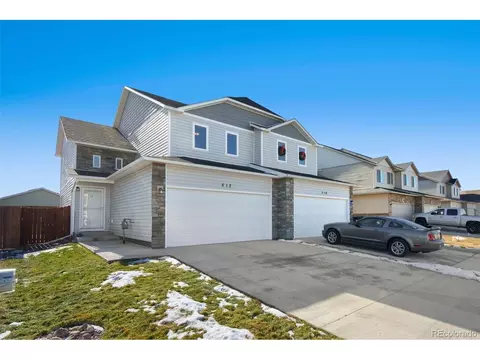 512 Foxtail Pl, Wiggins, CO 80654 photo 2