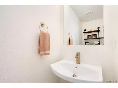 512 Foxtail Pl, Wiggins, CO 80654 photo 11
