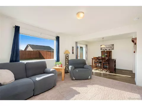 512 Foxtail Pl, Wiggins, CO 80654 photo 5