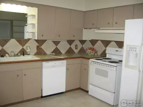 3619 Carson Ct, Evans, CO 80620 photo 9