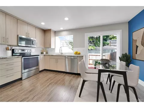 7585 S Steele St, Centennial, CO 80122