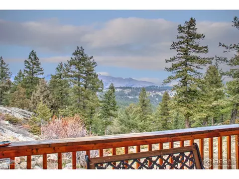 1092 Brook Cir, Boulder, CO 80302 photo 2