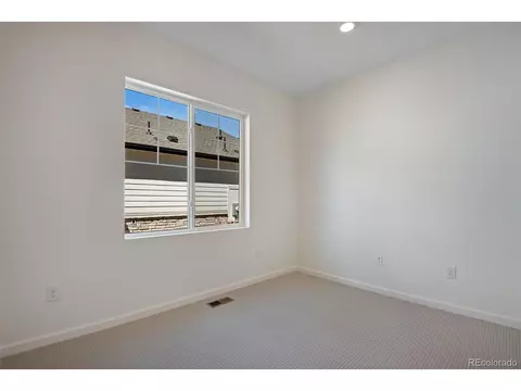 24563 E 34th Ave, Aurora, CO 80019 photo 14