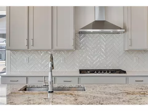 24563 E 34th Ave, Aurora, CO 80019 photo 30