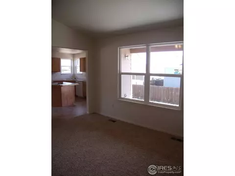 5762 Mountain Shadows Blvd, Firestone, CO 80504 photo 4
