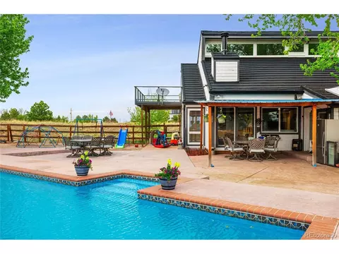 Exterior - 17020 Easter Ave, Foxfield, CO 80016 photo 8 of 11