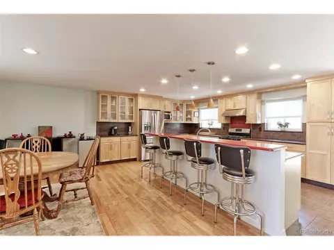 7064 Beech Ct, Arvada, CO 80004 photo 2