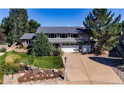 6010 Fox Hill Dr, Longmont, CO 80504