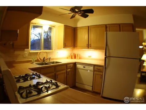 4256 Redwood Ct, Boulder, CO 80301 photo 5