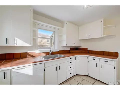 2905 E 26th Avenue Pkwy, Denver, CO 80205 photo 11